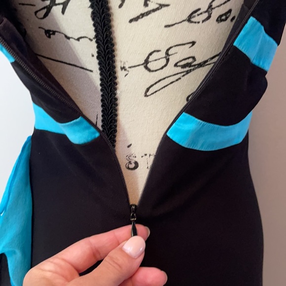 Bebe black & turquoise ruffled halter dress - Picture 12 of 13